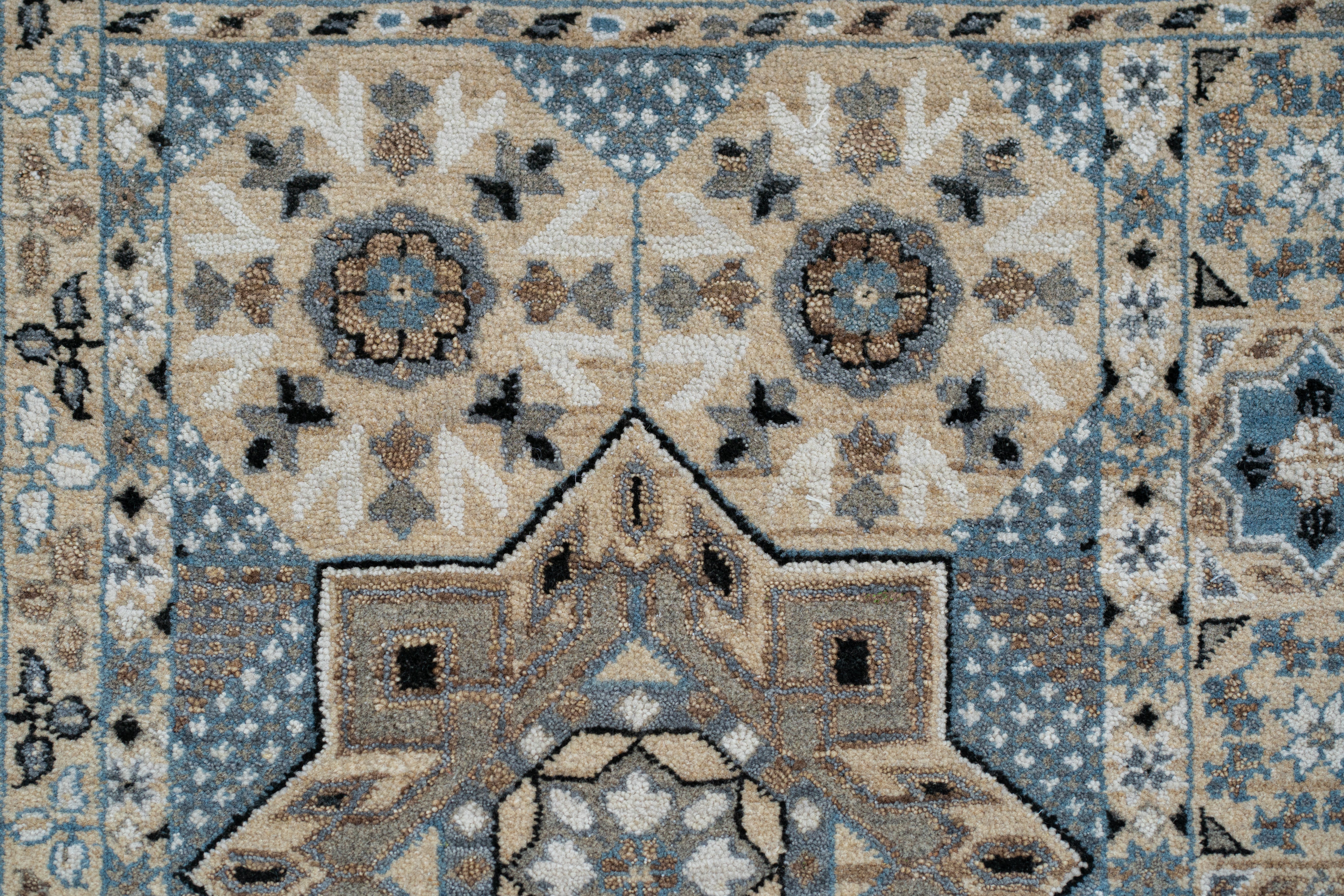 Handknotted Modern Carpet DIA- 1582 MAMLUK
